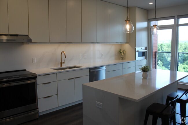 Welcome to Unit 616 at 125 Cambrian Way! - 125 Cambrian Way