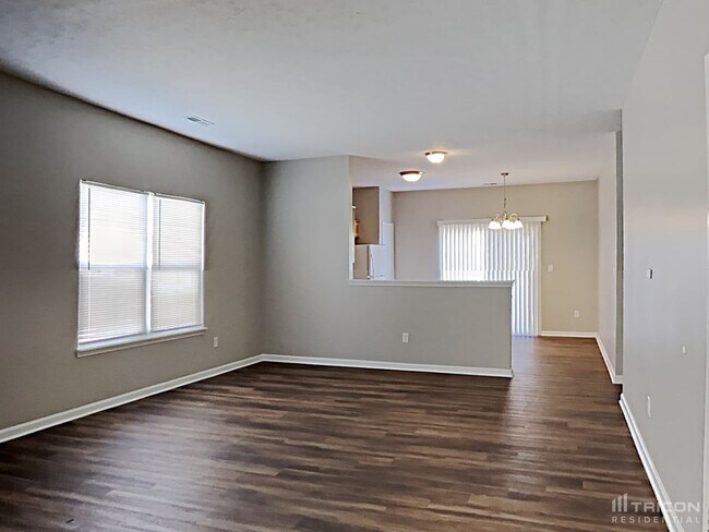 Building Photo - 10738 Tedder Lake Dr
