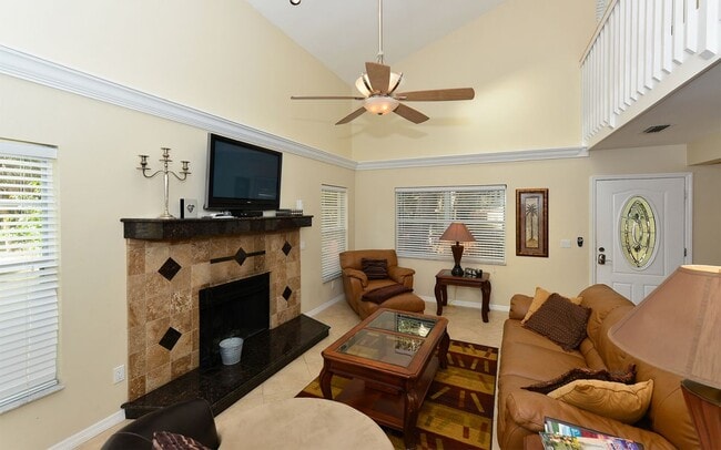 Building Photo - 8200 Ibis St