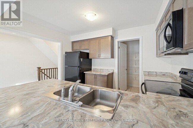 Building Photo - 2442 Fall Harvest Cres