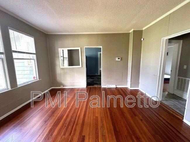 Building Photo - 2331 Santee Ave