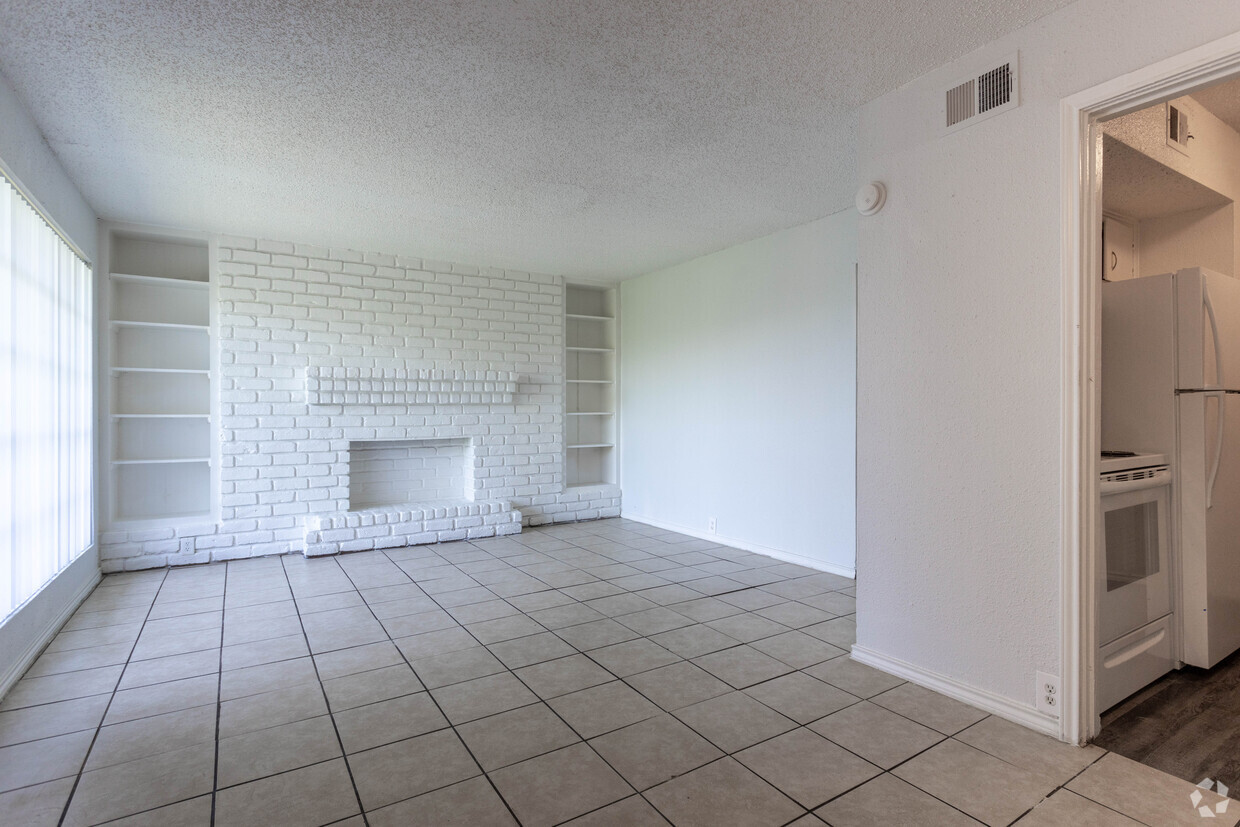 Foto principal - Fair Oaks Apartments