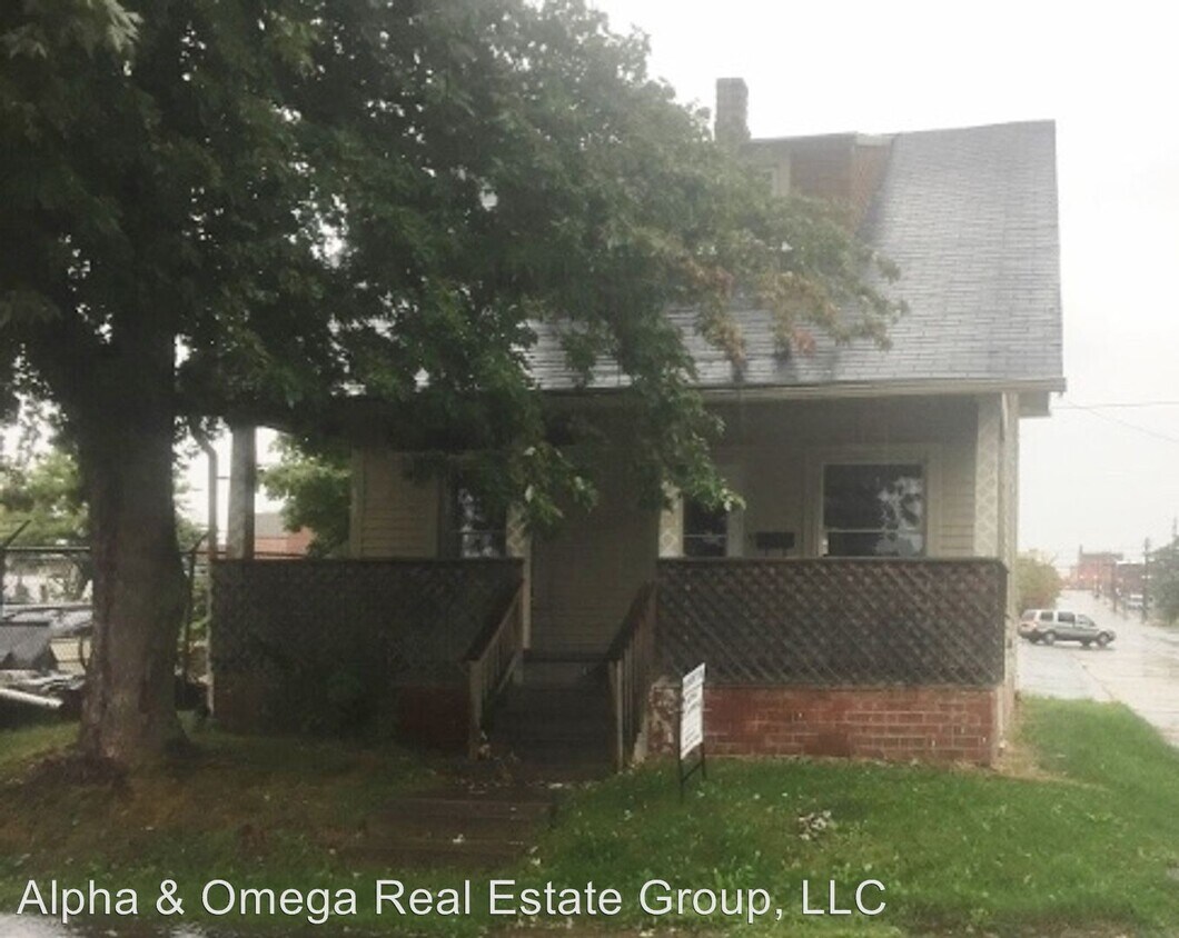 Primary Photo - 45 N Foster St