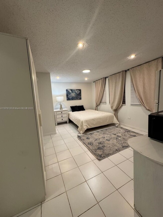 Building Photo - 89xx SW 83rd St
