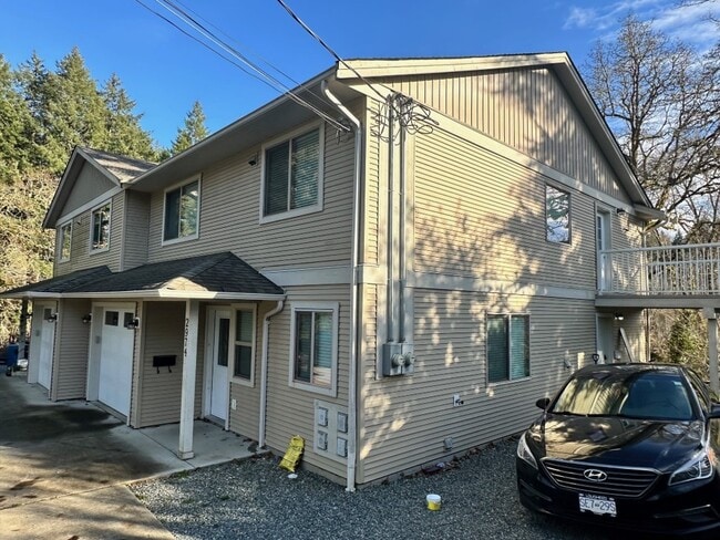 Building Photo - 2974 Cliffs Rd
