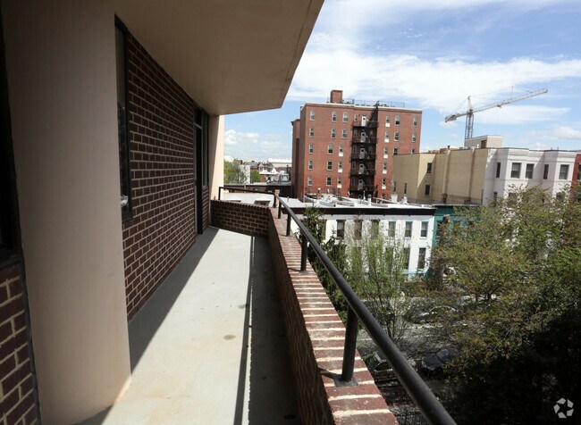 The Mondrian Apartments Washington Dc 1050 Sf Twobedroom Second Balcony The Mondrian