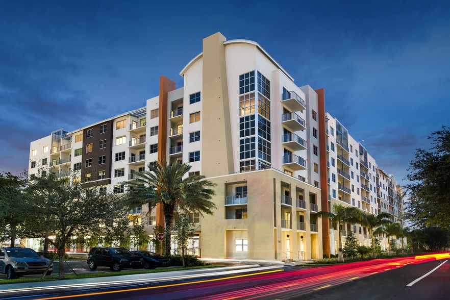 Berkshire Lauderdale By The Sea