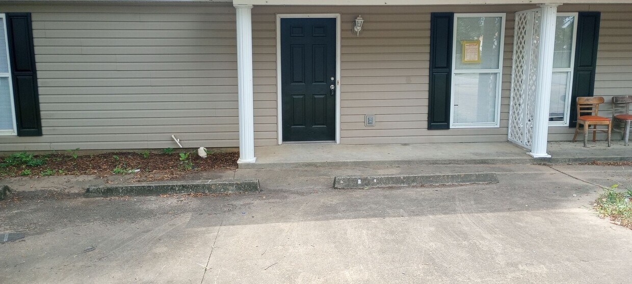 Foto principal - 2109 1st Ave