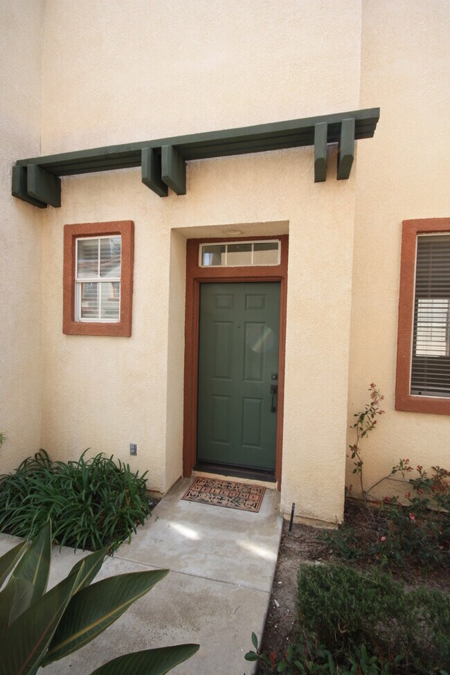 Building Photo - Contemporary Spanish Style Home