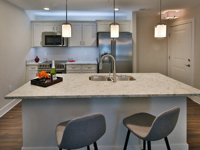 Foto del edificio - Carytown Crossing