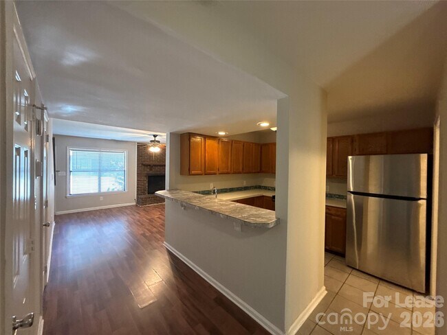 Foto del edificio - 2325 Brookview Ct