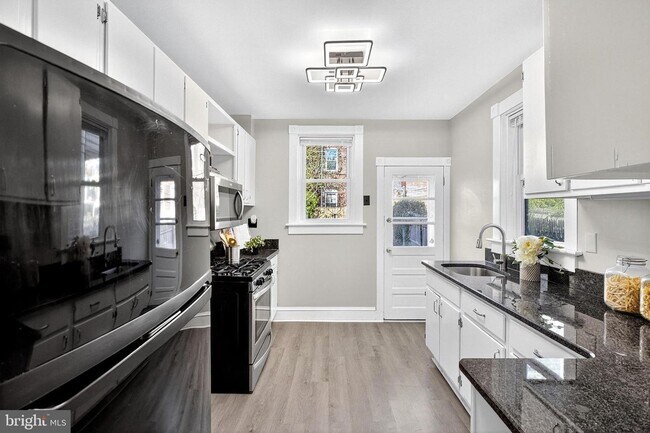 Foto del edificio - Spacious 3BR/1BA in Wilmington