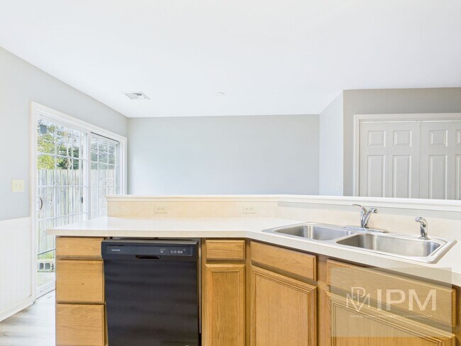 Foto del edificio - Bright 2 Bed, 1.5 Bath Townhome in New Cumberland!