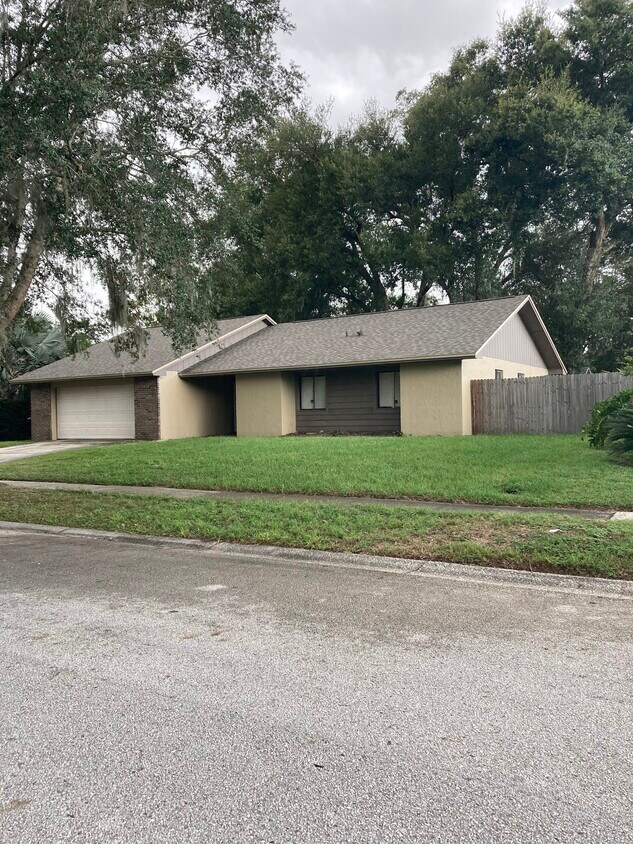 Foto principal - 8330 Gandy Way