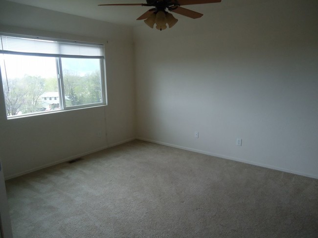 Foto del edificio - 4578 Windmill Creek Way