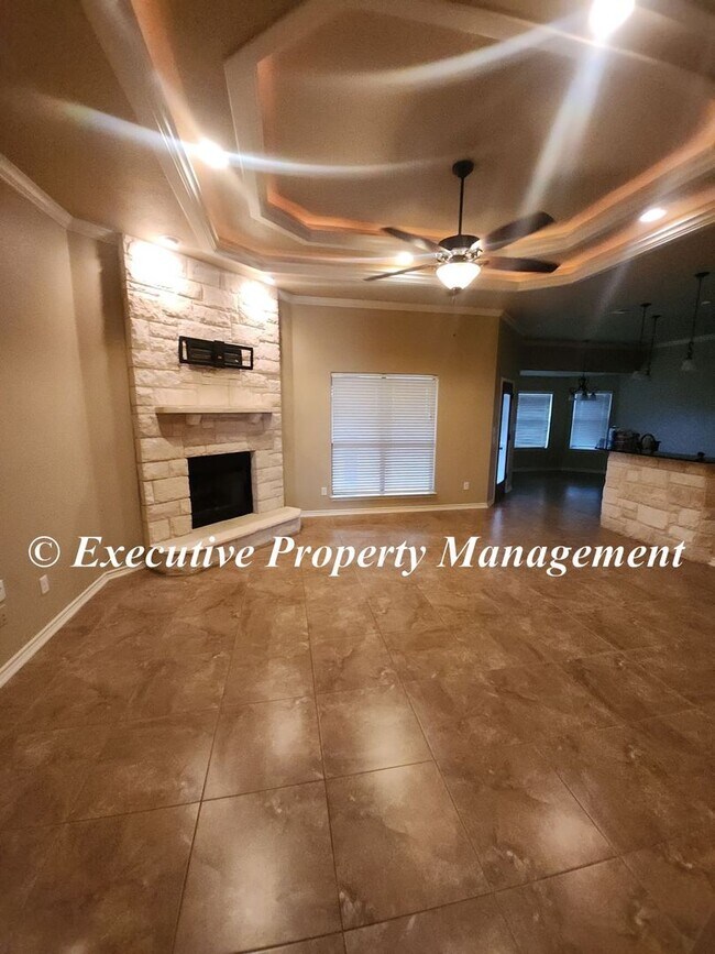 Building Photo - 2906 Traditions Dr