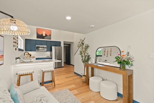 Foto del edificio - 960 NE Norton Ave