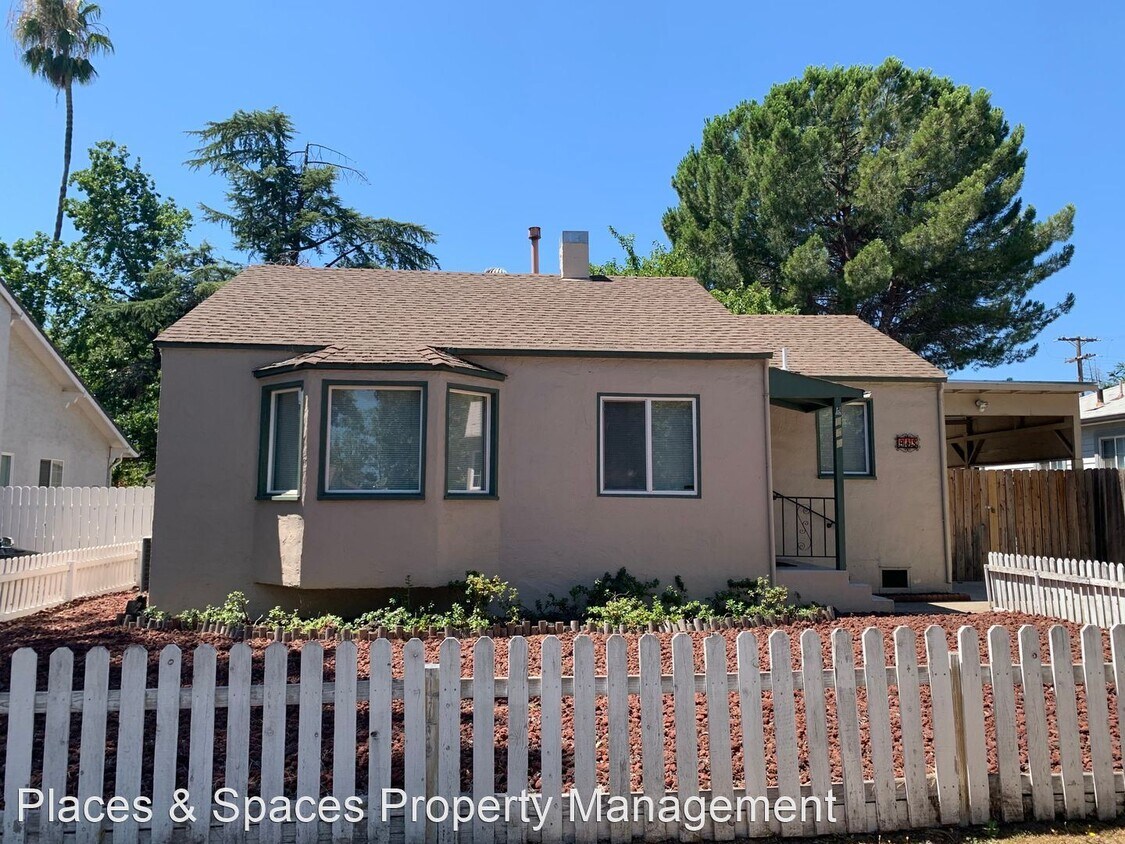 Primary Photo - 3 br, 1 bath House - 943 State Street
