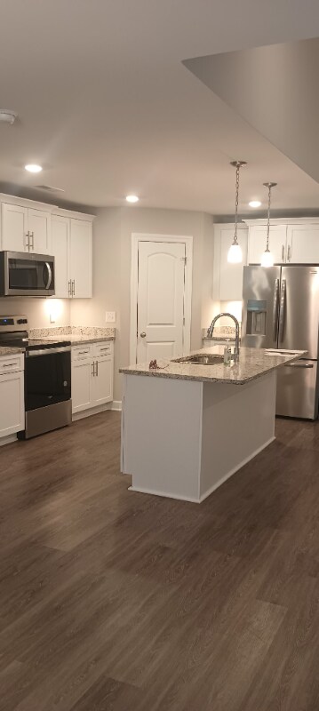 Building Photo - 82 Pinnacle Pt Ln
