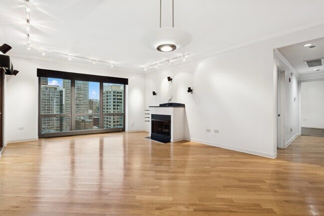 Foto del edificio - 130 N Garland Ct