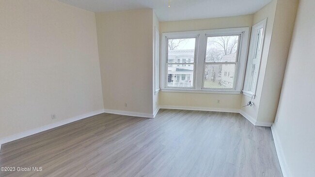 Foto del edificio - 448 Delaware Ave