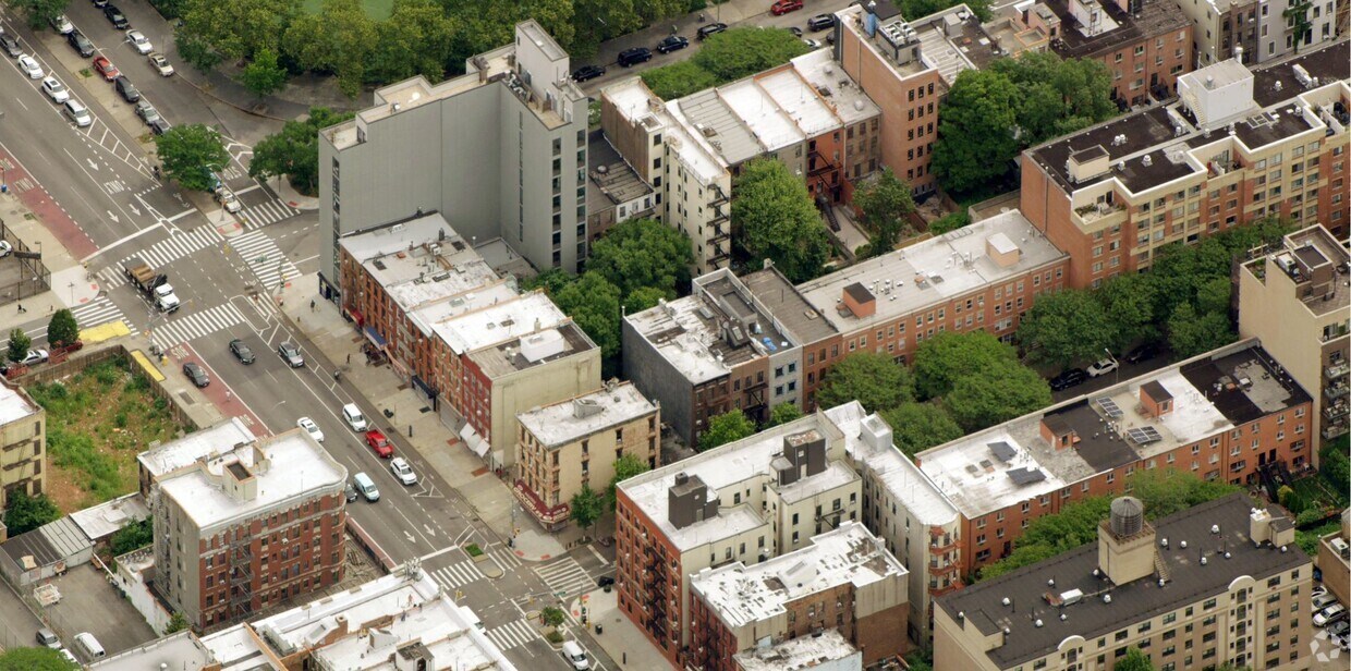 Primary Photo - 309 E 119th St