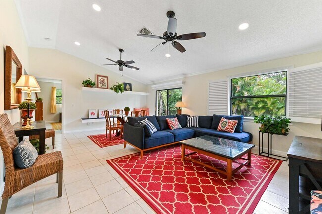 Foto del edificio - 17183 76th St N