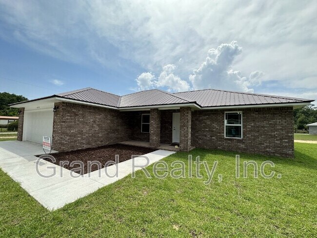 Building Photo - 4005 Brittany Ln