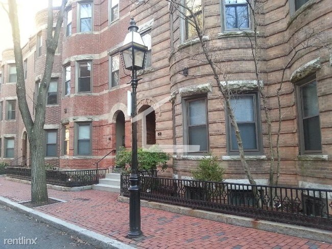 Building Photo - 49 Saint Germain St