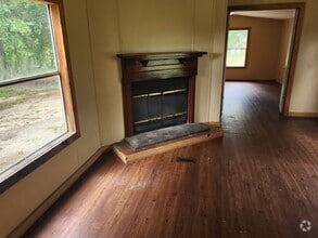 Building Photo - 1456 Old Lovett Rd