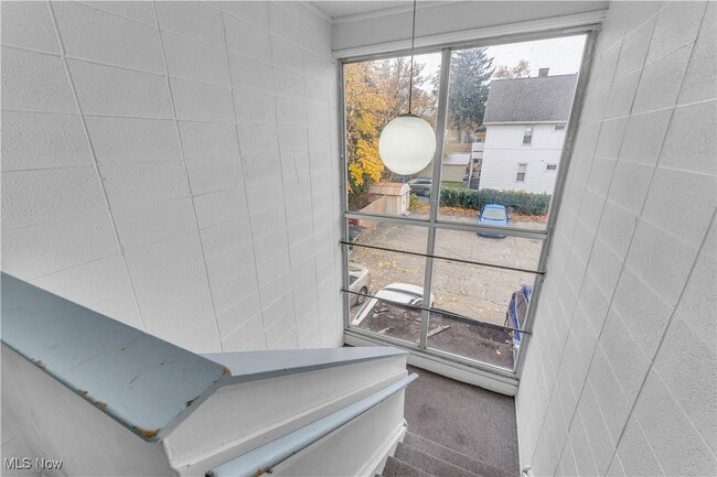 Building Photo - 1415 Wyandotte Ave