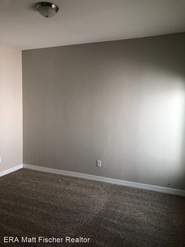 Building Photo - 3 br, 2 bath House - 344 E Orchid St
