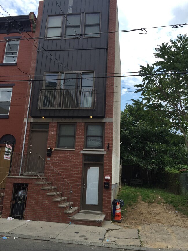 Street View - 1727 N Gratz St