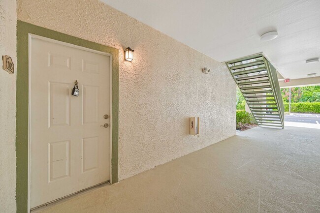 Building Photo - 23660 Walden Center Dr
