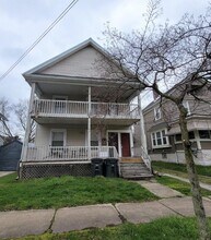 Building Photo - 299 Lloyd St