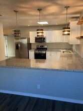 Building Photo - 2613 Fort Blvd