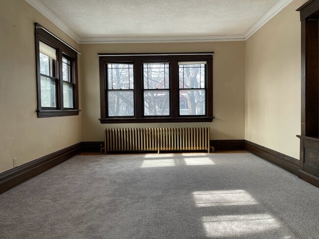 Building Photo - 3241 Humboldt Ave S