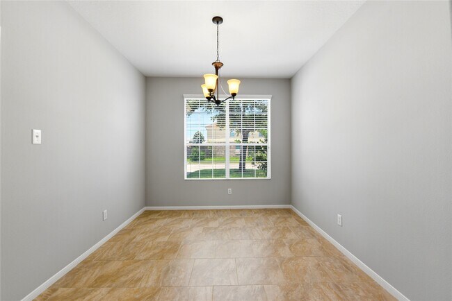 Foto del edificio - 1107 Northgate Springs Dr