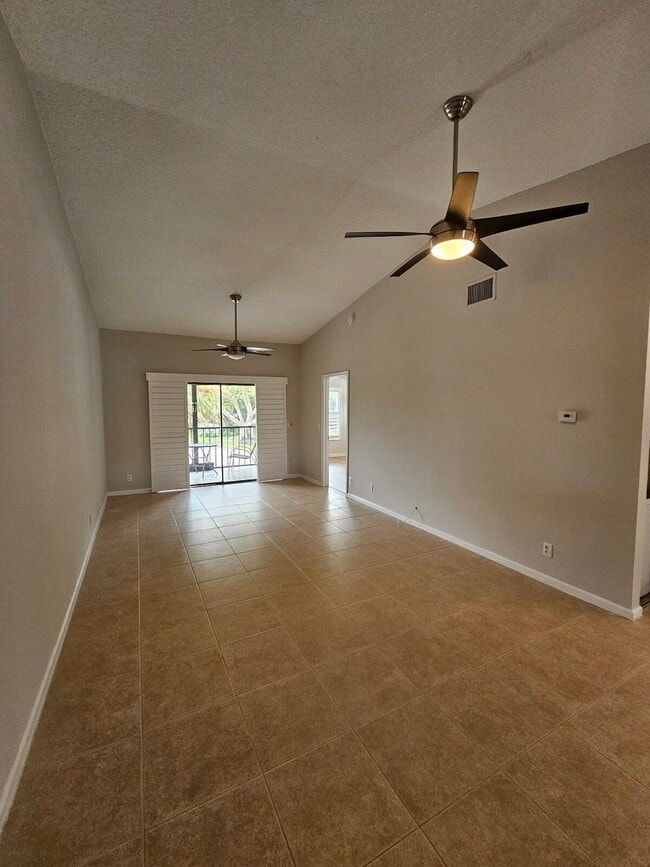 Building Photo - 3375 Jaywood Terrace