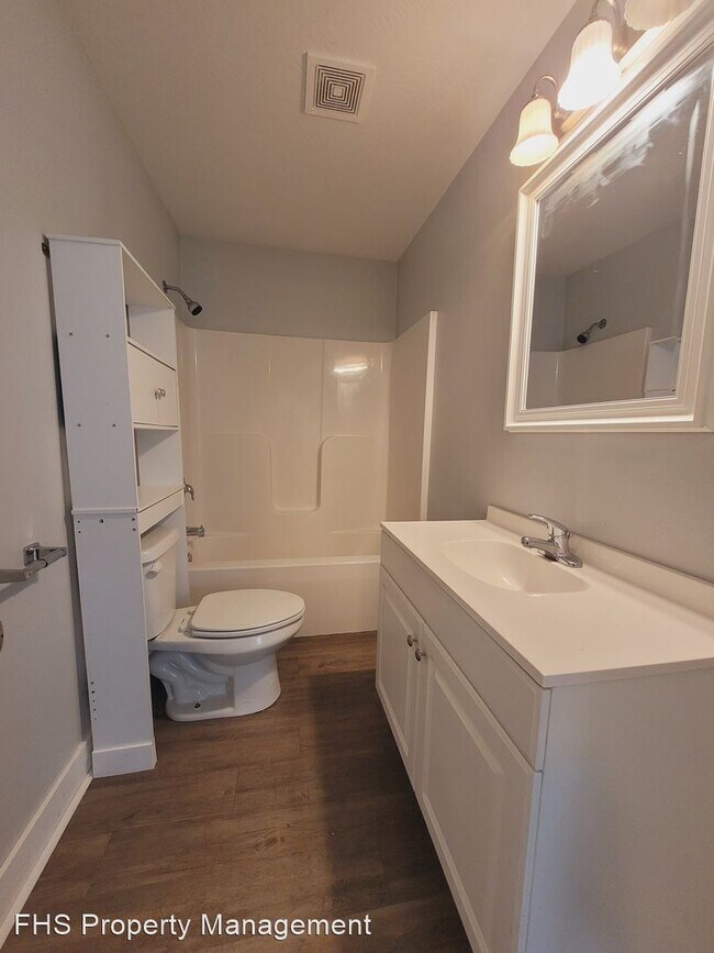 Foto del edificio - 3 br, 1 bath House - 3222 N Howard Unit B