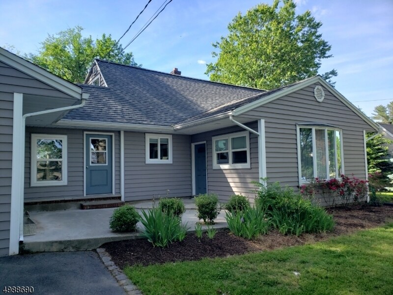 Primary Photo - 1644 Littleton Rd