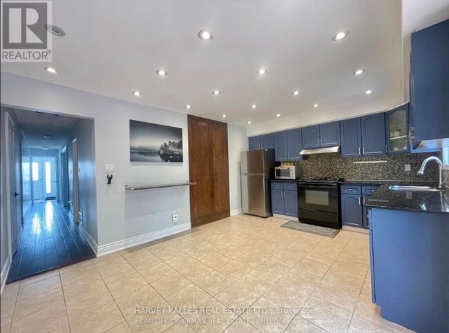 Building Photo - 394 Caledonia Rd