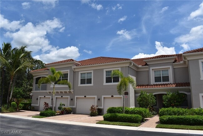 Building Photo - 23420 Alamanda Dr