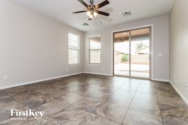 Foto del edificio - 17044 W Mohave St