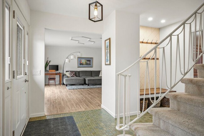 Foto del edificio - 310 Yosemite Trail