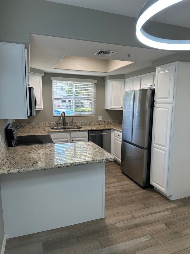 Building Photo - Anderson Springs