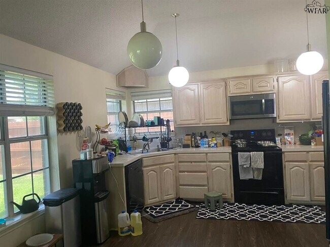 Foto del edificio - 5217 Northview Dr