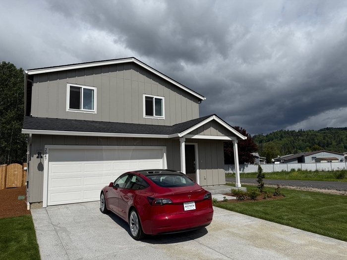 Primary Photo - BRAND NEW FOUR BEDROOM IN WEST LONGVIEW