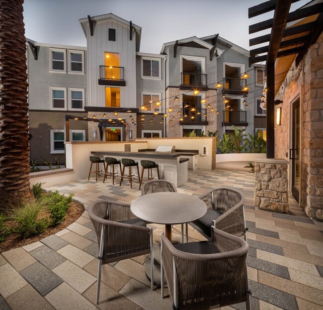 Foto del edificio - Artisan at the Village of Escaya