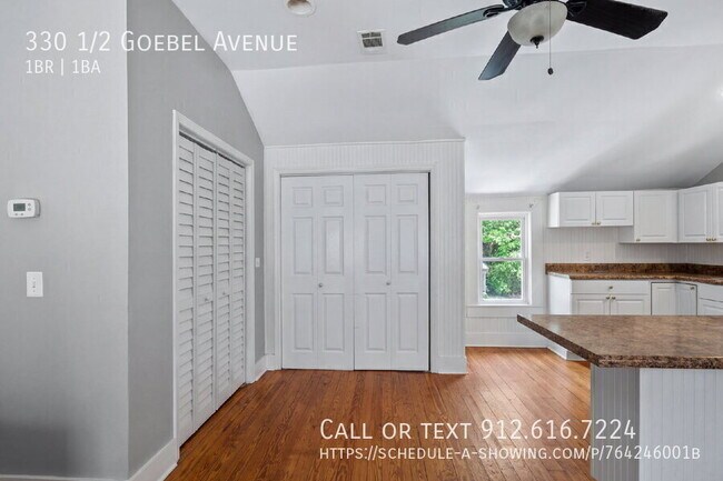 Foto del edificio - 330 1/2 Goebel Avenue-